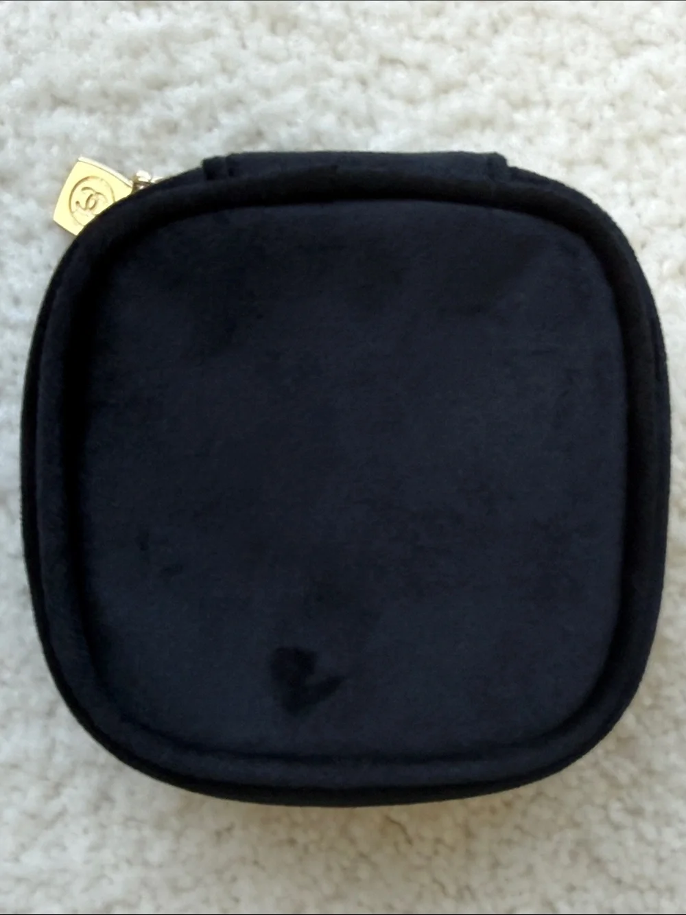 CHANEL compact velvet